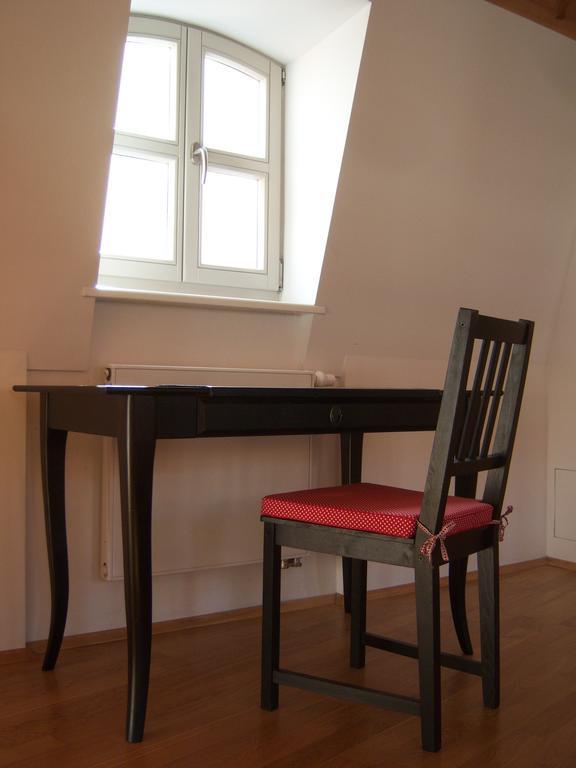 Historisches Buergerhaus Dresden -Kulturstiftung- Apartment Luaran gambar